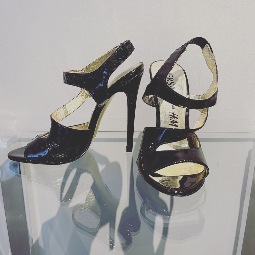 🤍👠 VERSACE x H&M 👠🤍 Authentic sandals